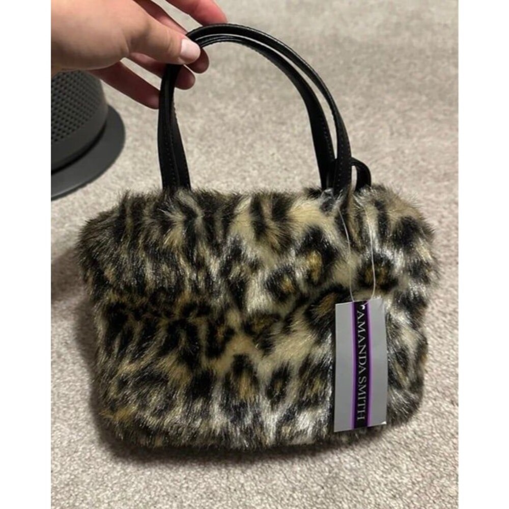 Amanda smith fur purse
